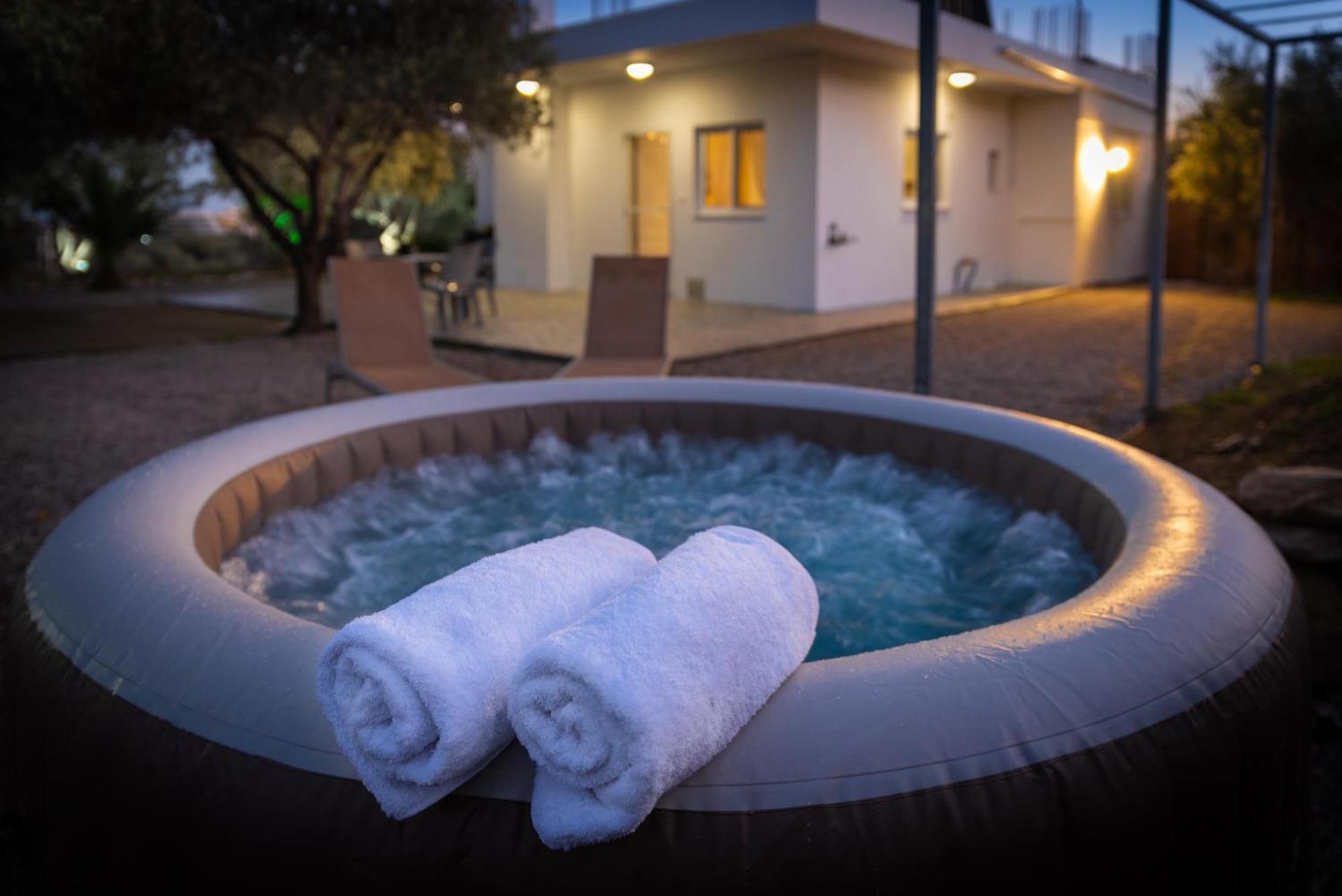 Evgenias Olive House Villa กาลาธอส ภายนอก รูปภาพ